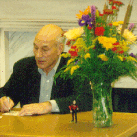 Patrick Stewart, Pittsburgh Borders, 1996